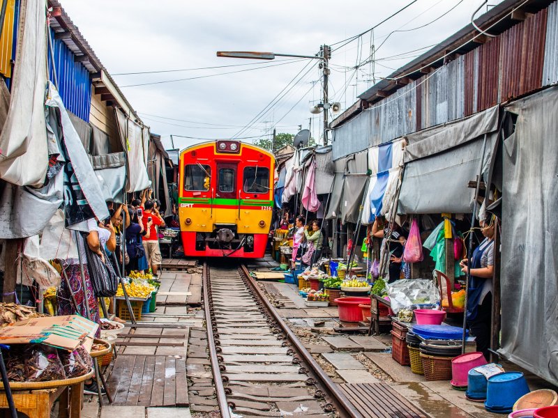 MAE KHLONG marché mae khlong thailande esprit nomade voyages